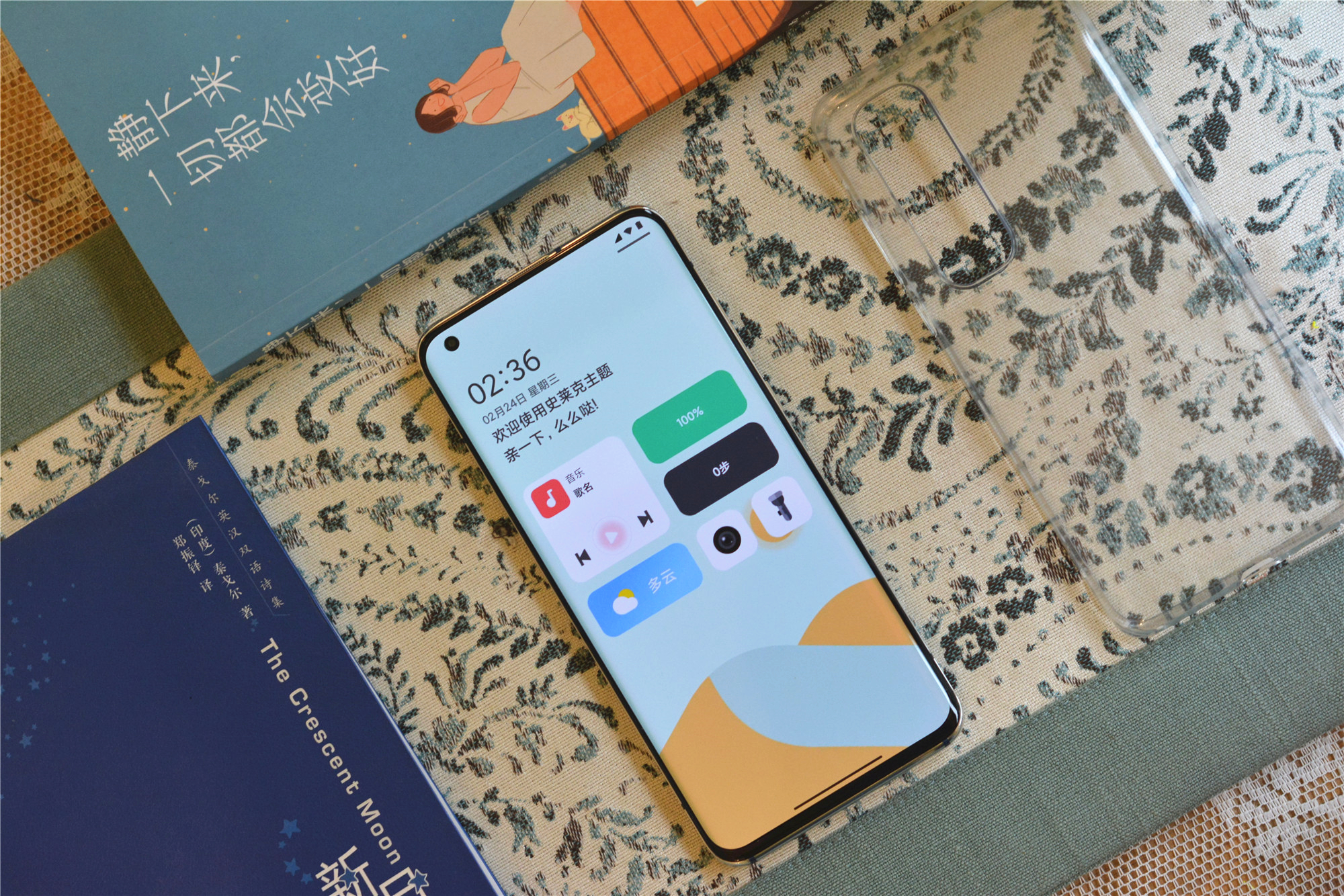 |从3299降至1939，作为曲面屏次旗舰，配置、性价比全面超越中端机