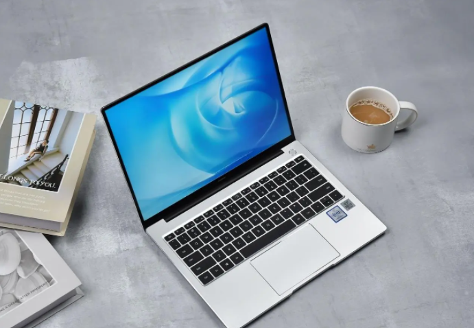 京东方|笔记本电脑：选择的时候不能盲目以价格为准，要综合考虑几项因素