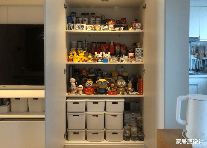 漫画爱好者的家，满足收纳需求，同时兼顾工作和生活