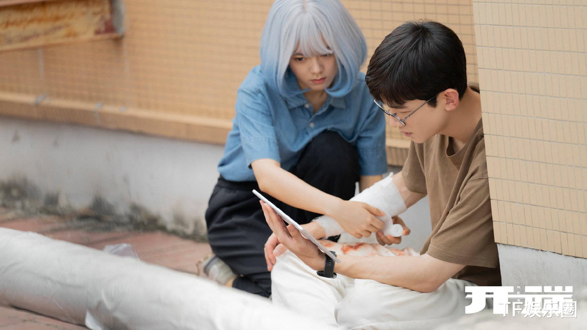 肖鹤云|《开端》剧情被吐槽太水，肖鹤云杀人后反应过度，与女主暧昧过多