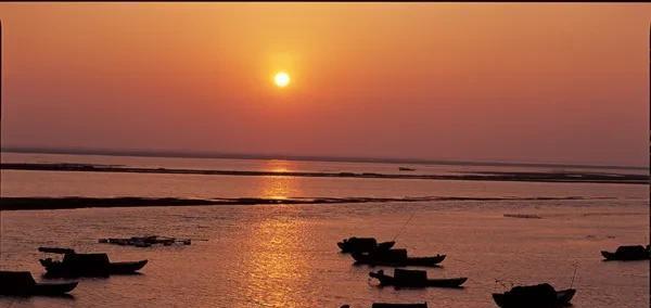 浙江省|我国最大的湖泊——青海湖，湖中的鱼却又少又小，这是为何？