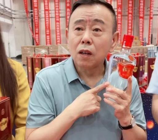 iPhone|李国庆卖苹果13：6800元卖5700，一部补贴1000多，亏钱无所谓