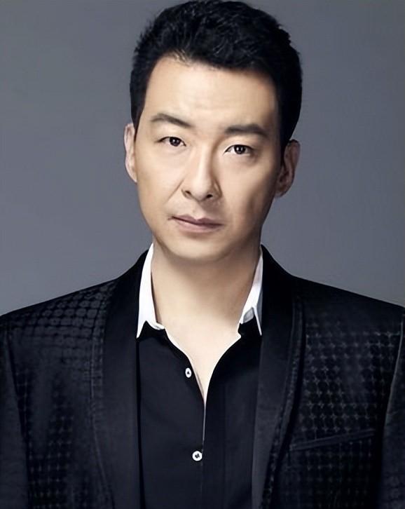 郝平|演员郝平：两次艺考被拒，娶了白富美江元，最感恩的人是岳父