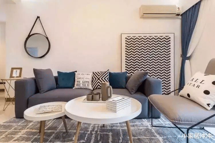 越来越多的人客厅不放茶几了!学学年轻人的做法,美观不占地