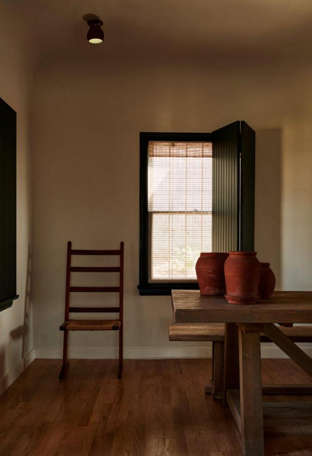 设计师改造的梦想家,百叶窗木墙裙,加州复古味看着温暖心动