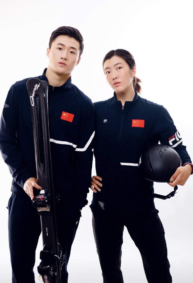 徐梦桃|冬奥冠军徐梦桃官宣恋情！凌晨卡点晒照，与小5岁男友太有夫妻相