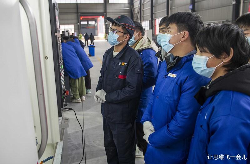 实习期|实习生在实习期是否有工资?没有实习工资的单位要不要去实习?