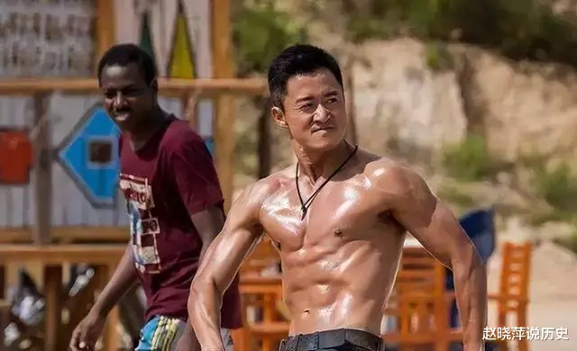 吴京|59岁甄子丹忙于拍摄《乔峰传》，48岁吴京却拒拍功夫片，差在哪？