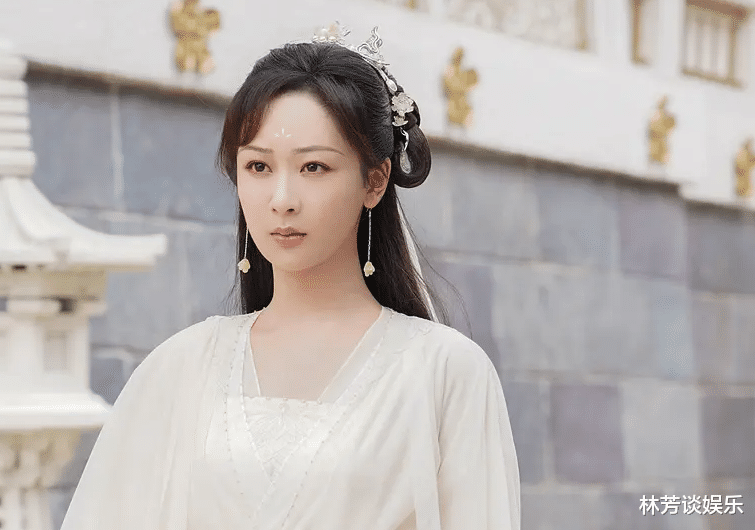 杨紫|为戏哭一整天!看了杨紫成毅直播,才明白《沉香如屑》格局大