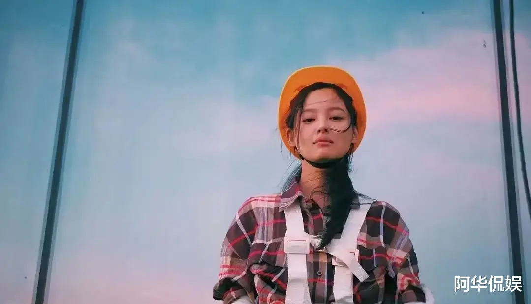 辛芷蕾|知名女星“官宣”陈坤，公开与网友对骂，她想红想疯了？