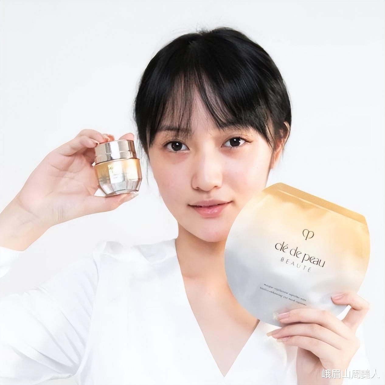 面膜 “网红式护肤”带毁了多少普通女孩?破坏皮肤屏障还容易“长痘”