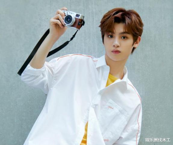 何炅|《大侦探》黄明昊不尊重老人？何炅公开“吐槽”，官方怒斥网友