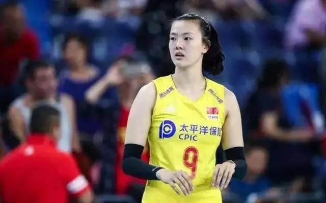 张常宁|张常宁遭非议！回应：不要因为是我就全盘否定，仍是女排重要角色
