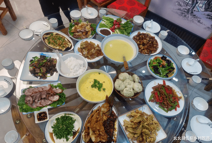 旅行社|天津蓟县黄崖关旭彤轩民宿，这环境这餐标，农家院看见都汗颜！