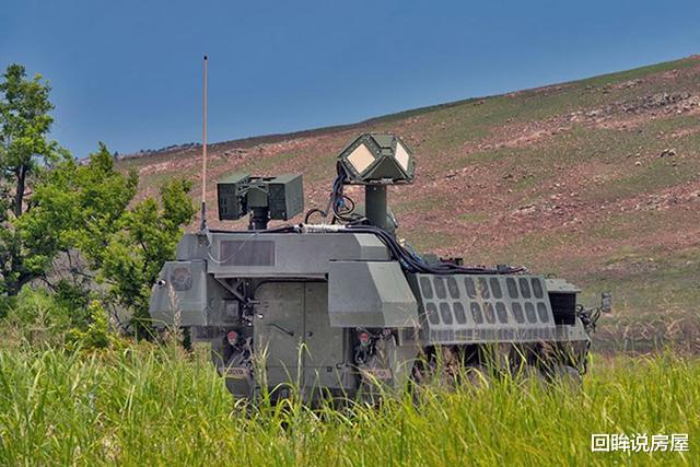 两个营S400失手，乌空袭俄核轰基地，美国：关岛装备激光武器