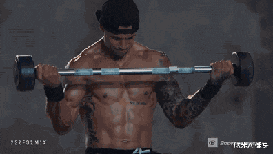 哑铃|25岁俄罗斯大力水手，手臂围度超过60厘米，4个动作练厚肱二头肌