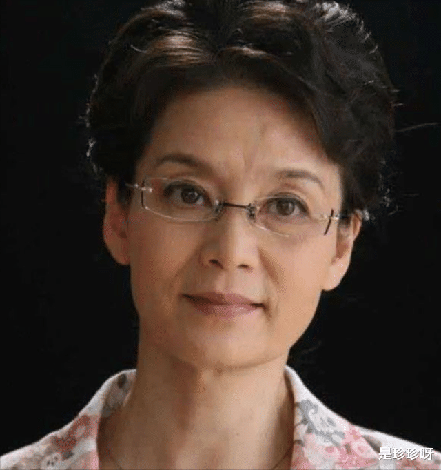 潘虹|潘虹:离婚35年还忘不了米家山,67岁无儿无女,如今她后悔了吗?