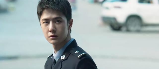 冰雨火|《冰雨火》撑着看完三集后,只想建议导演,考虑让后期加个班吧!