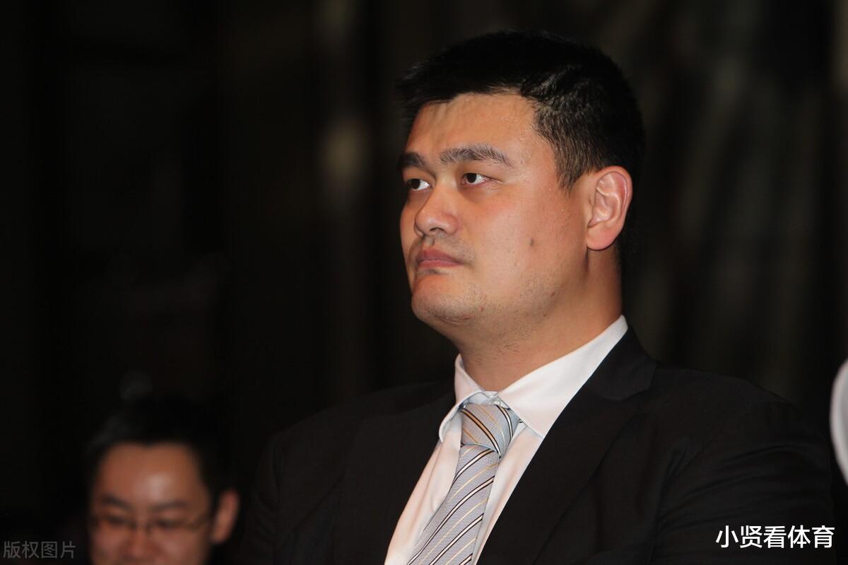 广东男篮|严惩CBA38号裁判！丧失底线错判球权致广东惨败，杜锋愤怒了