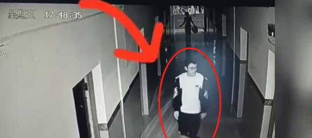 江西15岁男生失联，是高一住校生，学生曾因心情沮丧跟母亲说想哭