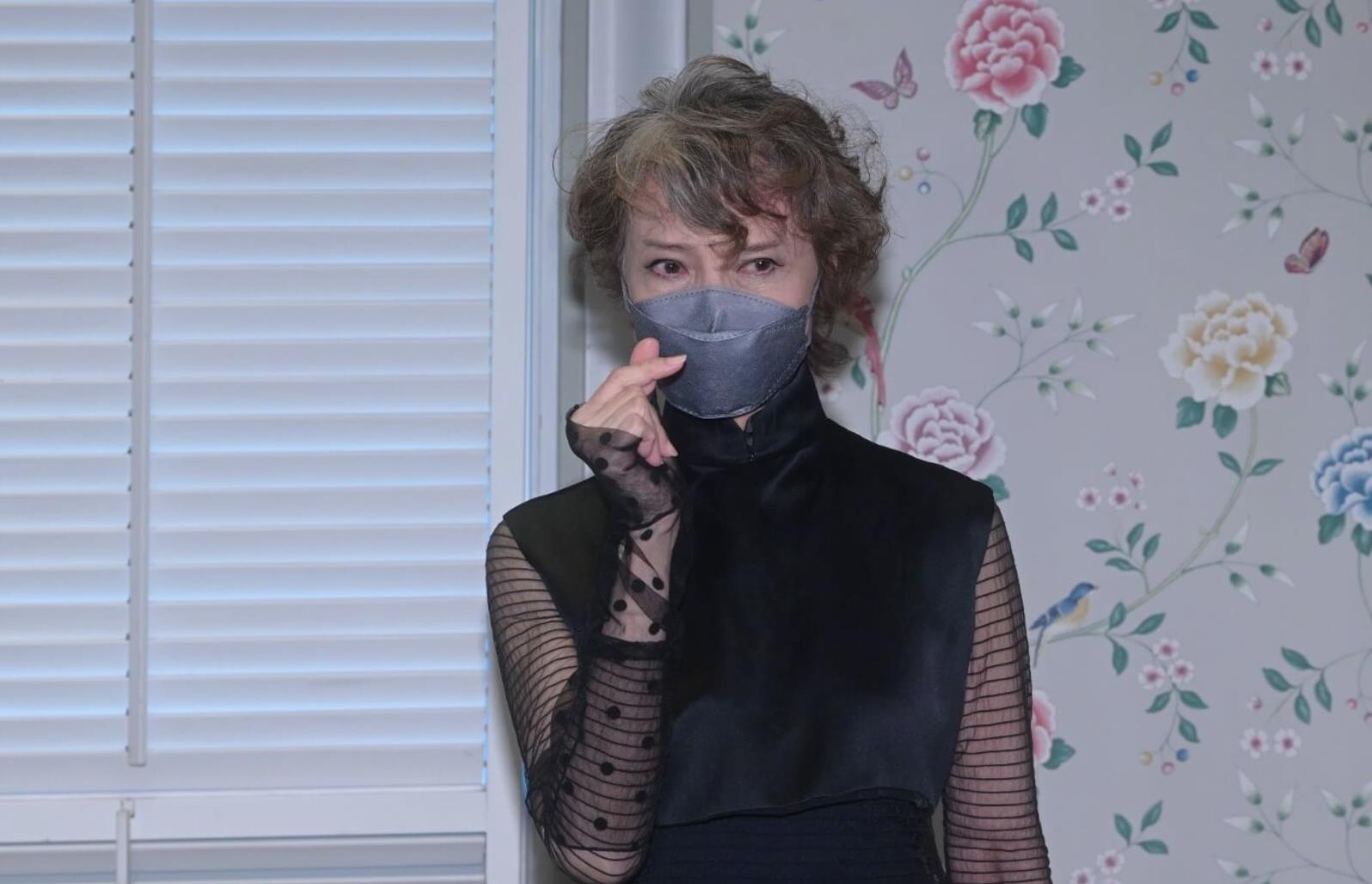 萧芳芳|萧芳芳为丈夫办追思会,上台致辞难掩悲伤,多次落泪现场氛围哀伤