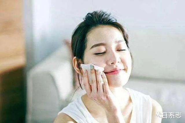 秋冬皮肤变干、变敏感,怎么有效护肤和化妆?