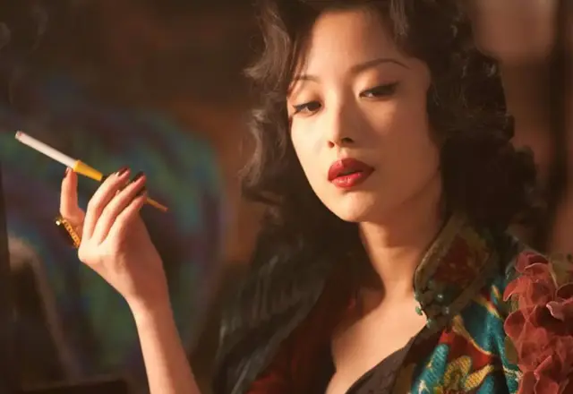 影帝|金鸡奖提名:影帝之争五足鼎立,影后奚美娟呼声高,两人争议大