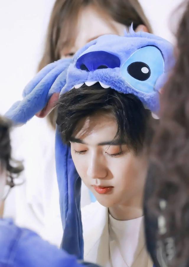 范丞丞|小八卦，李易峰，范丞丞，德云社，焉栩嘉，林更新