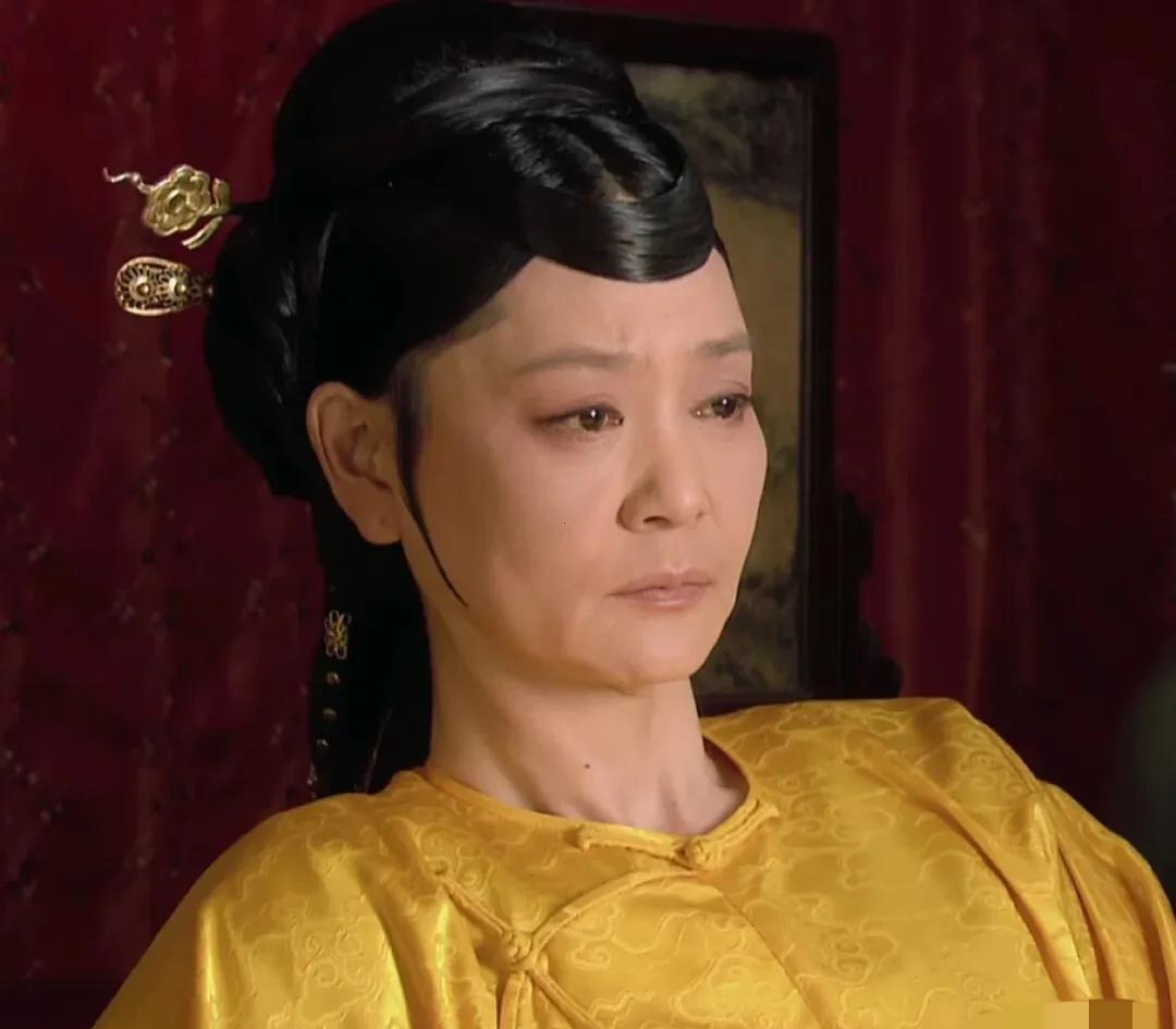 甄嬛传|《甄嬛传》各妃子年轻时候：静妃端庄，欣贵人惊艳，颂芝美艳