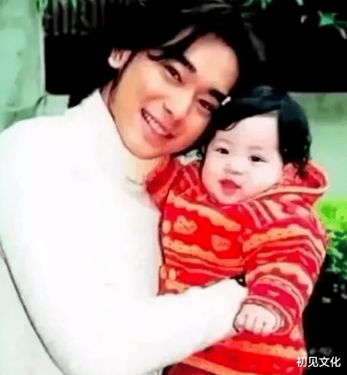 林志颖|“泰版林志颖”官宣再婚,现场点蜡烛跪拜行泰礼,空姐老婆颜值高