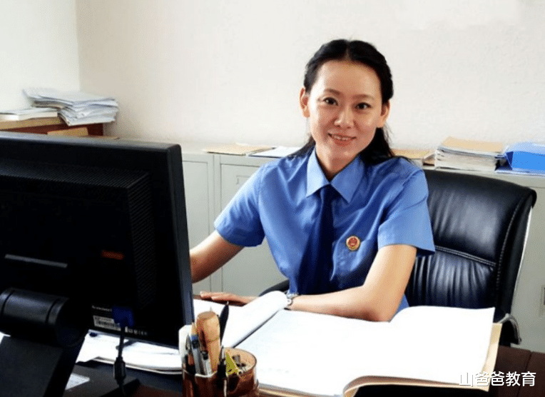 招聘|2022公务员招聘发生变化，或将不以招考为主，部分学生可免试上岗