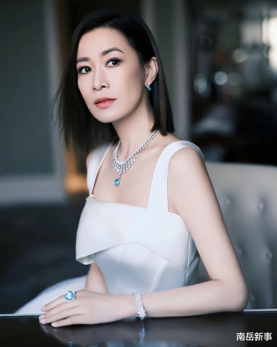 杨丽菁|貌美如花却至今未婚，这12位大龄女星，各有各的苦衷