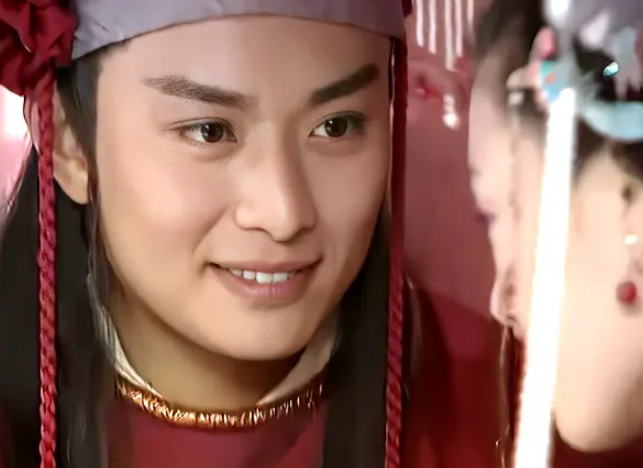 黄海冰|演员黄海冰:不怨前妻坚持丁克,再婚娶小12岁娇妻后获得双重幸福