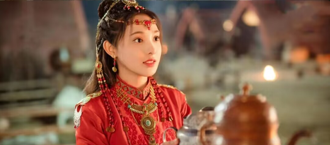 冯绍峰|《星河长明》11月30日优酷播出，青梅竹马or天降？