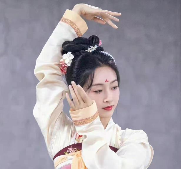 陈情令|还记得《陈情令》的师姐吗？她终于演古装女主了，男主令人惊喜！