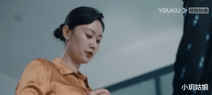 李薇|年轻女职员被侵犯，网友：“这女孩一看不是乖乖女”，舆论太可怕