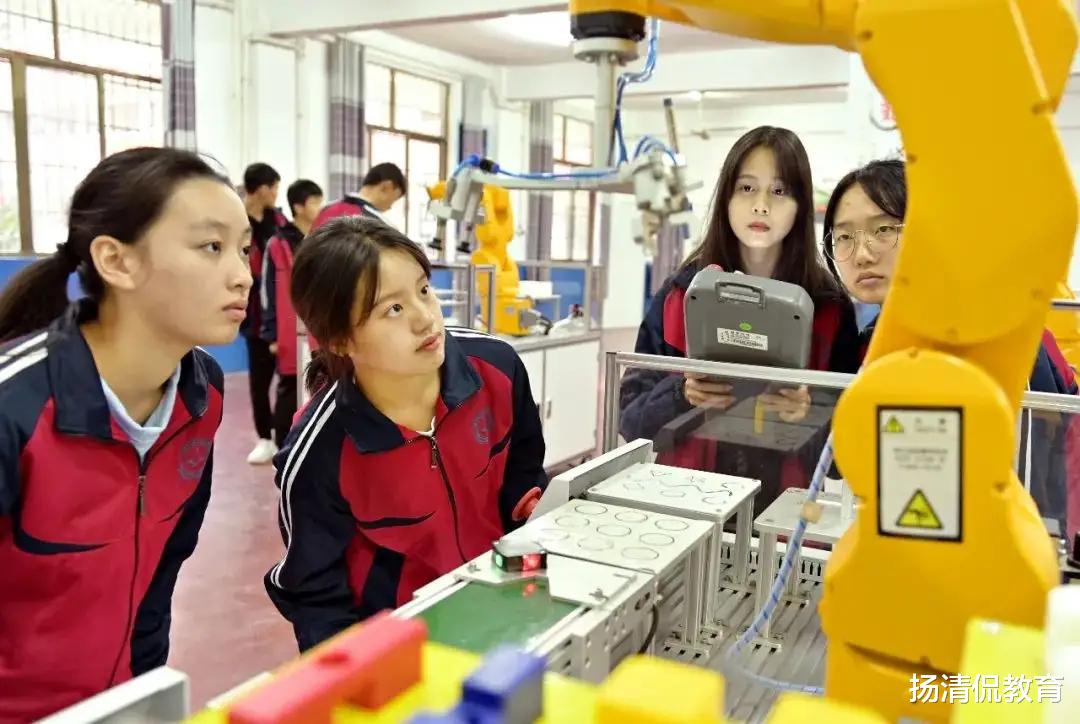 职业教育|2022中考在即,孩子成绩差考不上高中,读职业院校真的没有前途?