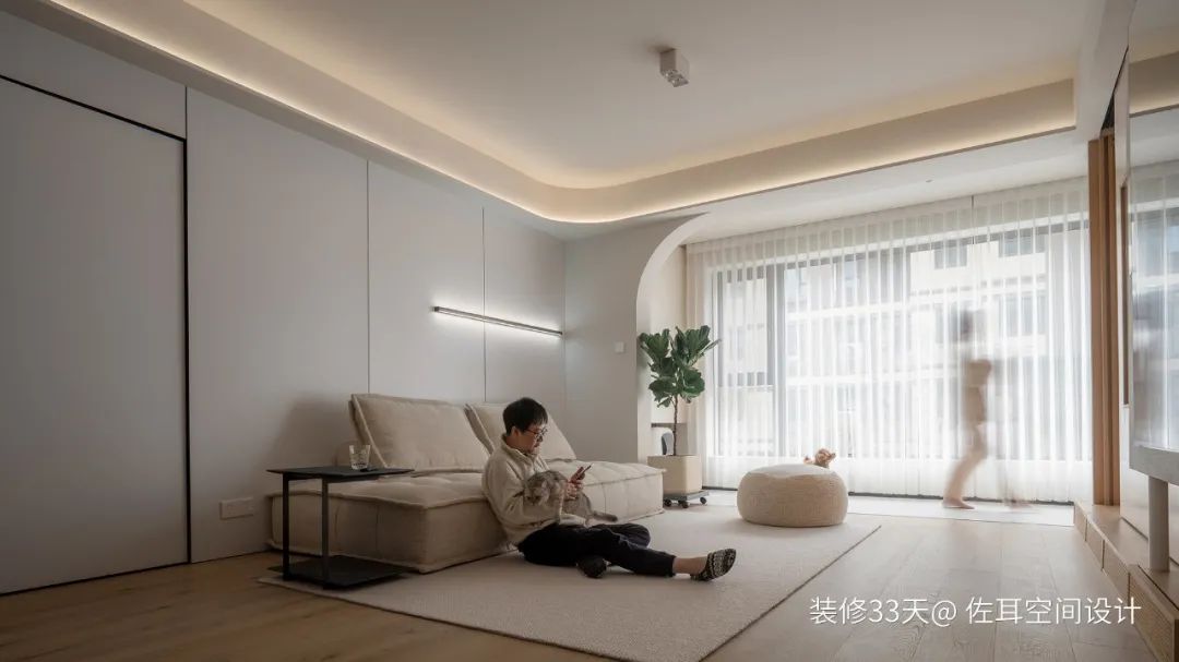 装修设计:125平现代简约素雅温馨三室