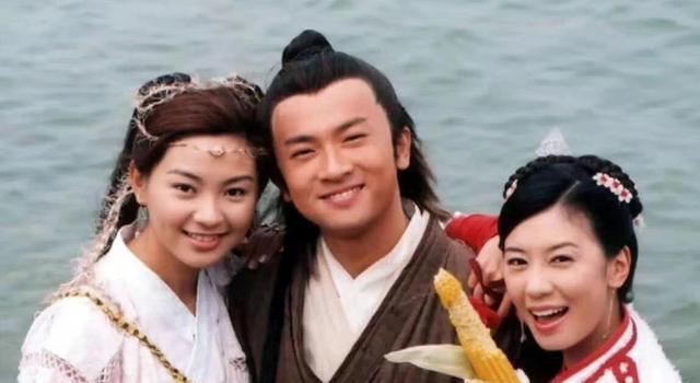 苏有朋|苏有朋一开口，张无忌就回来了！舞台上再延续张无忌风采，爷青回