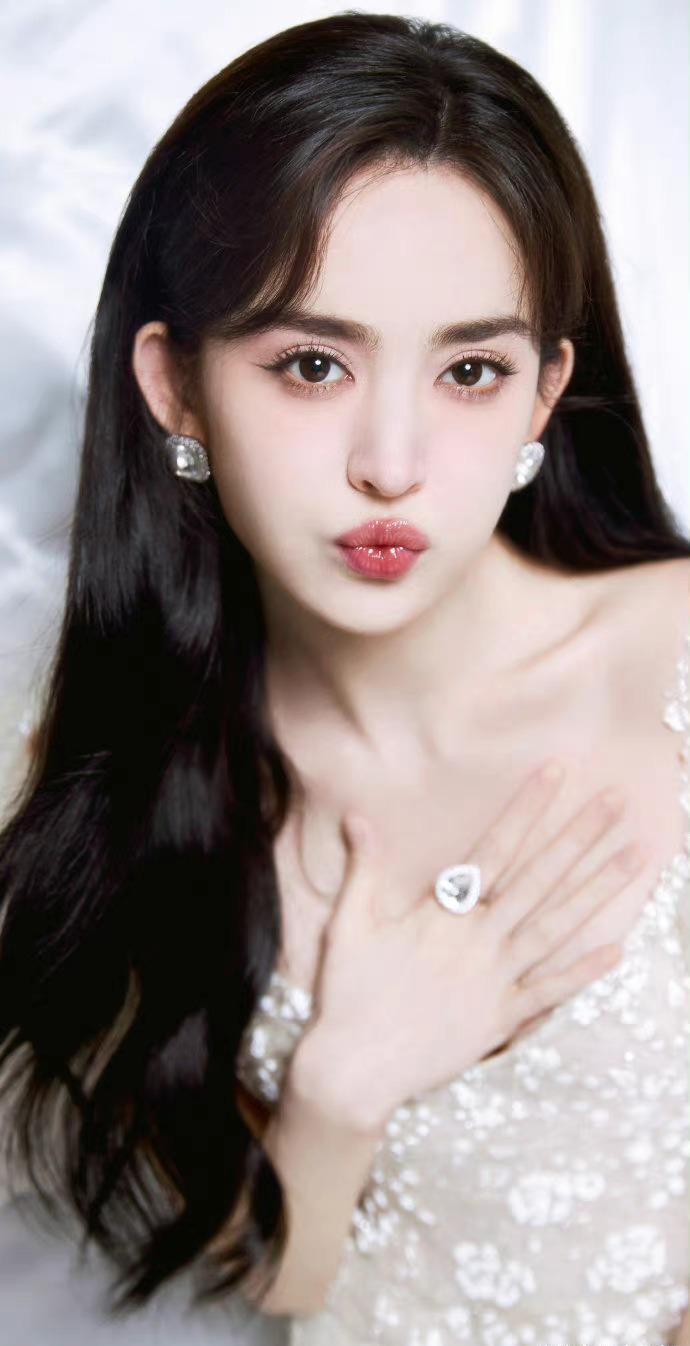 古力娜扎|古力娜扎：霸气侧漏！