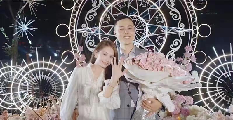 甜仇|王思聪前女友甜仇官宣怀孕!身形发福已孕5月,未婚先孕惹争议