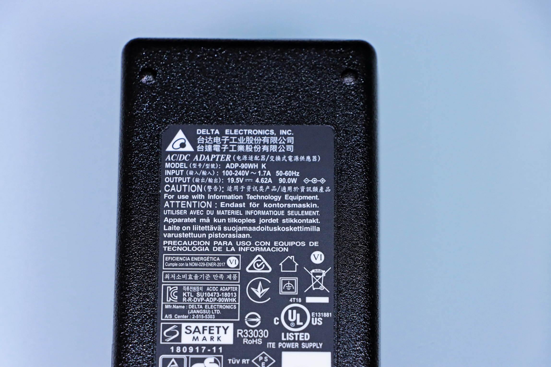 vivo|0.9L 体积!新潮 & 极简的 MiniPC——华硕 PN63