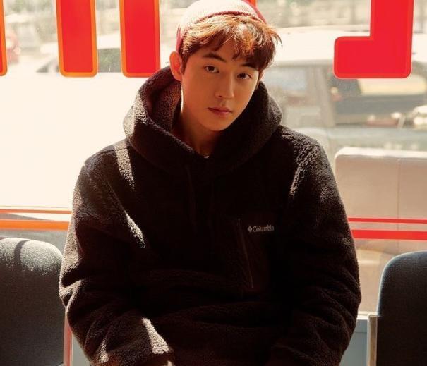 南柱赫|痴情爱初恋五年、唯一认爱李圣经：《25，21》南柱赫的6件趣闻