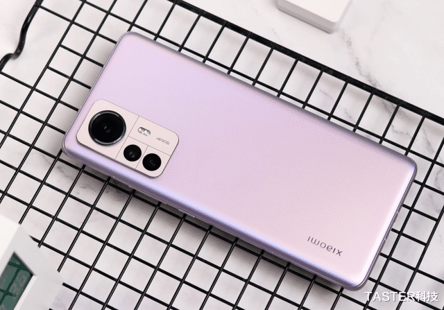 小米科技|雷军难受!小米12系列悄悄降价:力度有点大!发布不足两个月