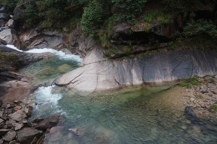 温泉|一个人的游泳池