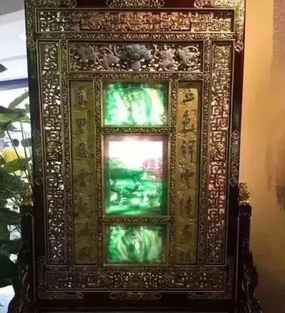 李嘉诚家的镇宅之宝—翡翠屏风，价值据说过亿，它有何独到之处？