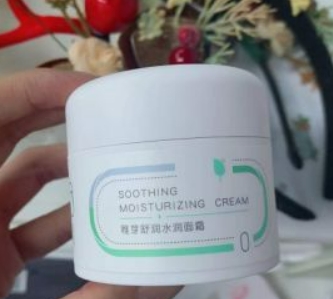 化妆品 避雷国家级警告！这些名不符实孕妇化妆品赶快扔掉，鸡肋甚至有害