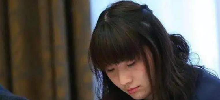 宗馥莉|宗馥莉:坐拥400亿身家,被网红杨展高调求婚,娃哈哈唯一继承人