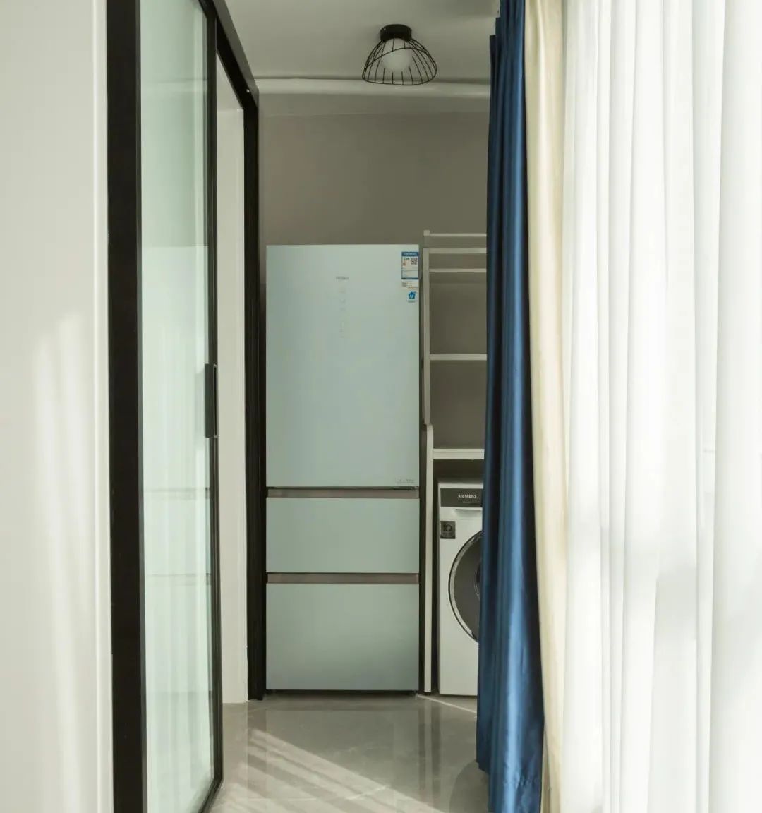 一居室小房还有衣帽间，独居生活真是爽！