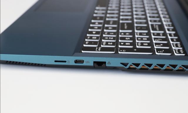 华为应用市场|七彩虹将星X15 XS评测:6000元价位的游戏本“卷”王